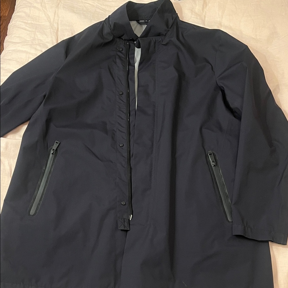 Armani Medium Men's Black trench coat Jacket